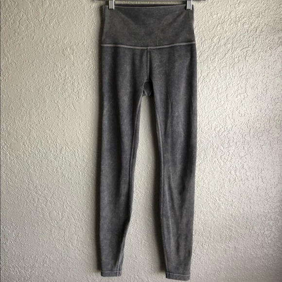 ❣️ SOLD - Lululemon Wunder Under Washed Luna - Picture 5 of 7